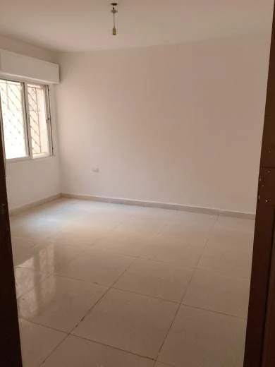 شقة في شقة تسوية للبيع – جبل الزهور | 142م² - 45,000 دأ - صورة 1