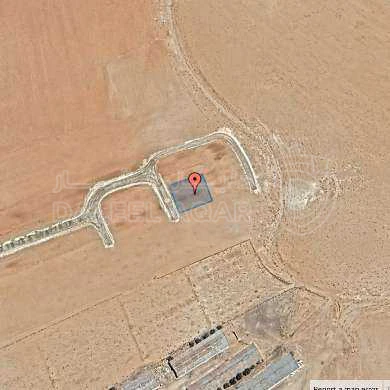 أرض في يبعد 600 متر عن شارع ال 100 - 24,000 دأ - صورة 1