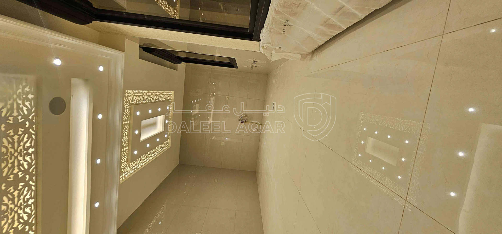 شقة في الجبيهه ام زويتينه  - 135,000 دأ - صورة 1