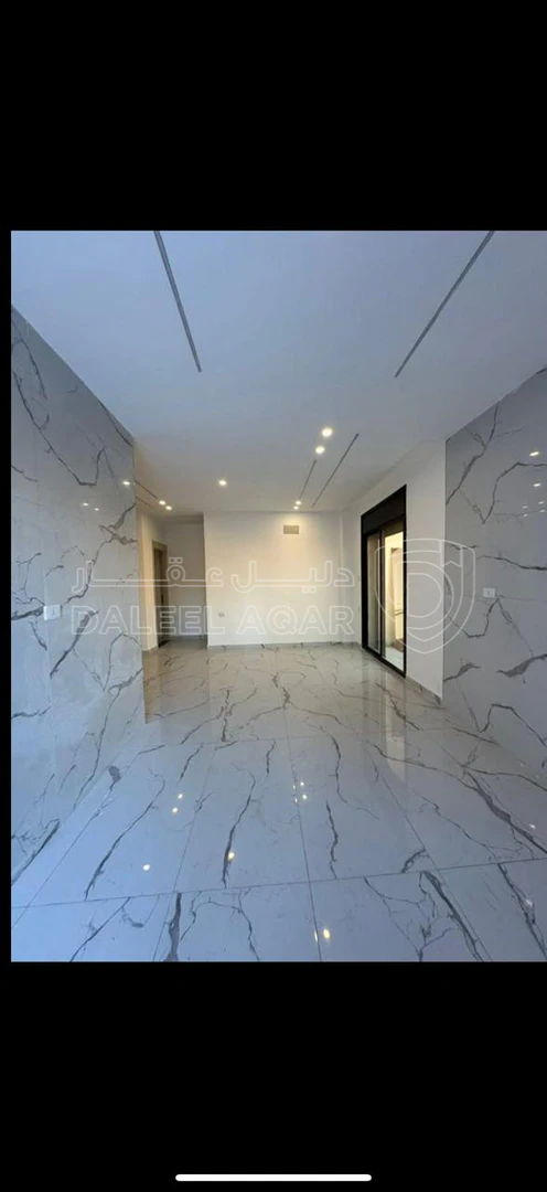 شقة في النويجيس - ضاحية الأمير حسن  - 51,000 دأ - صورة 1