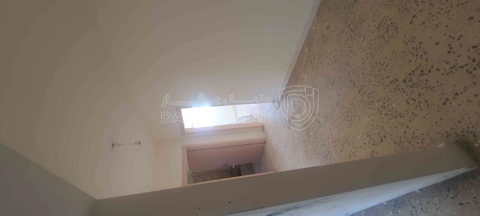 شقة في اربد خلف الضمان الاجتماعي - 9,500 دأ - صورة 1