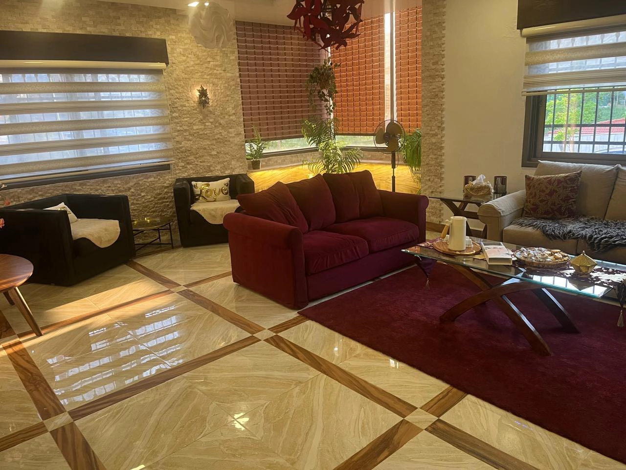 مبنى في عمان - مرج الحمام  - 520,000 دأ - صورة 1