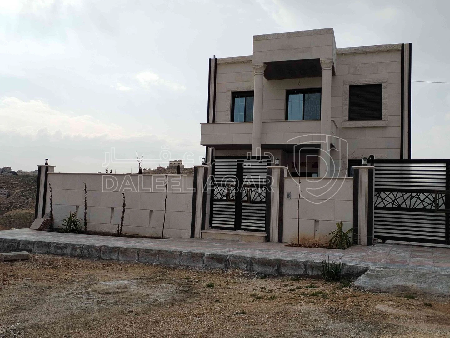 فيلا/منزل في جبل النصر /المغيرات  - 185,000 دأ - صورة 1