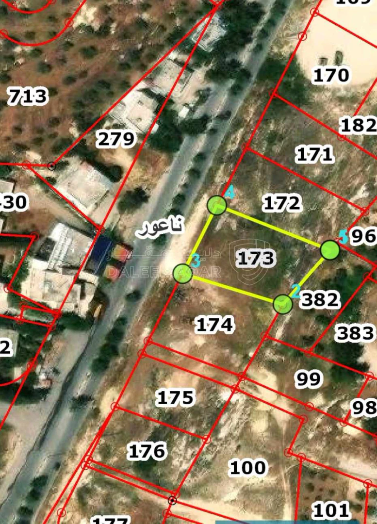 أرض في ناعور - العمرية - طريق البحر الميت - 250,000 دأ - صورة 1