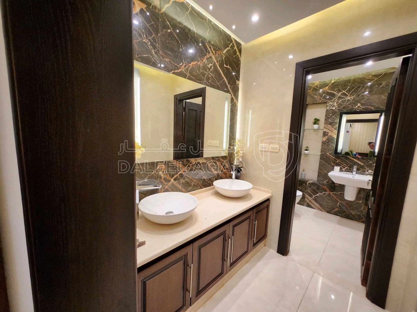 شقة في عمان الرابيه شارع اسماعيل ابو اللولي عمارة رقم ٧ - 145,000 دأ - صورة 1