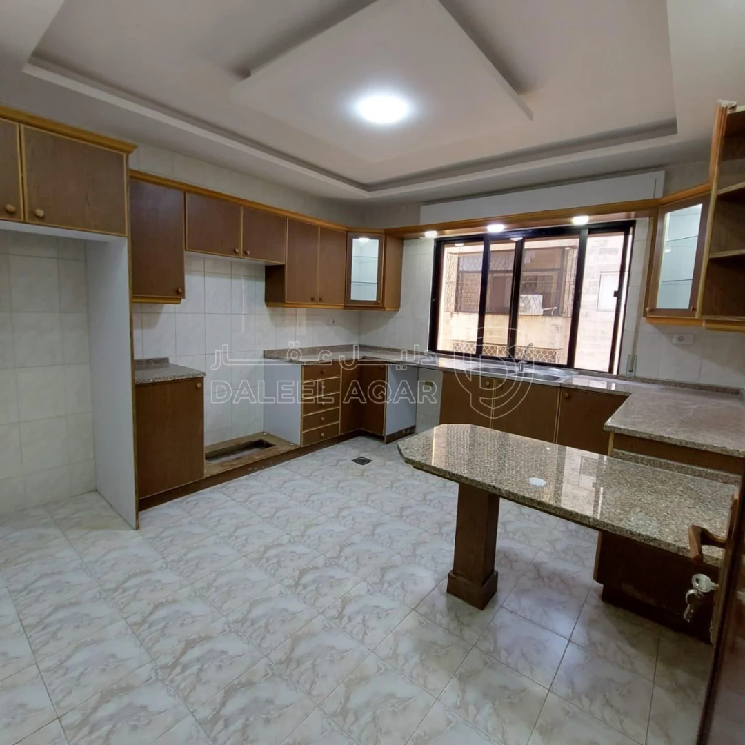 شقة في ضاحية الرشيد - خلف الجامعة الاردنية  - 53,000 دأ - صورة 1