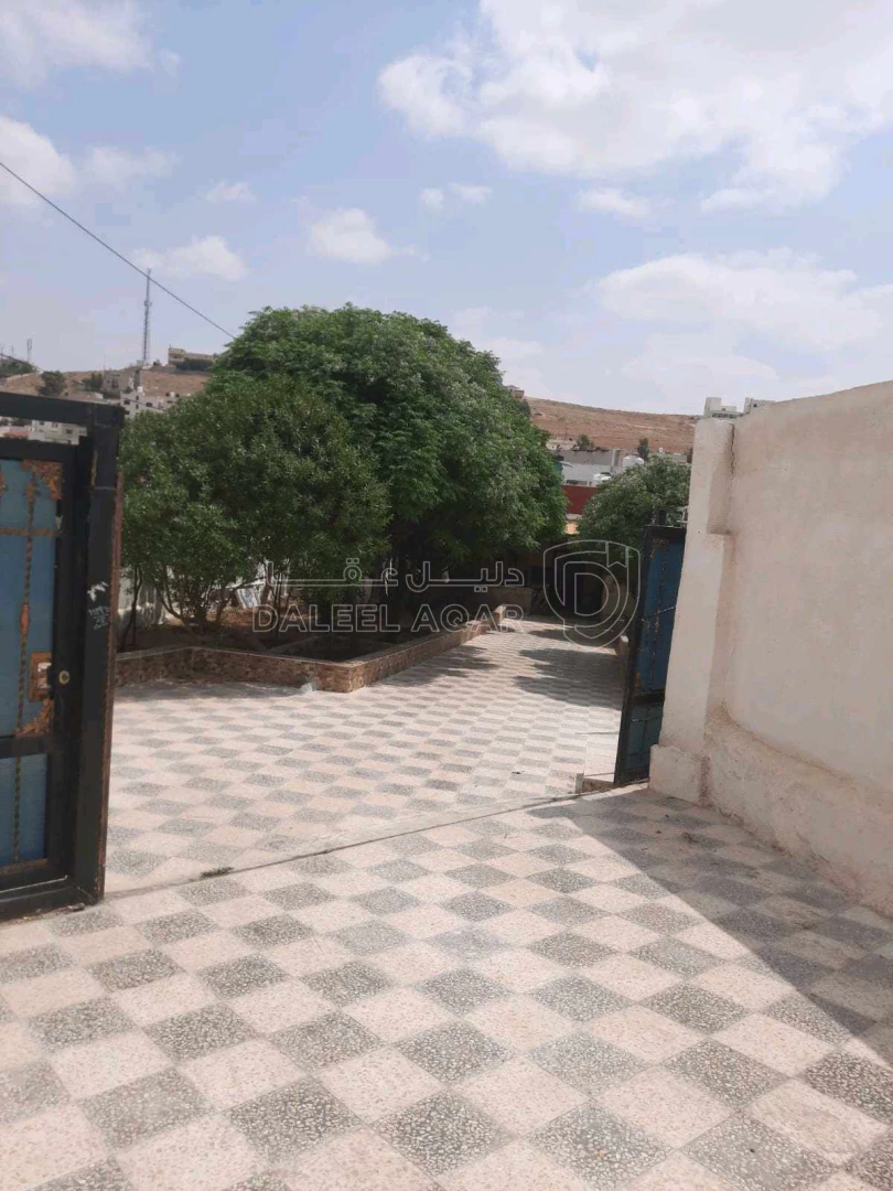 مبنى في الزرقاء الهاشمية غريسا  - 65,000 دأ - صورة 1