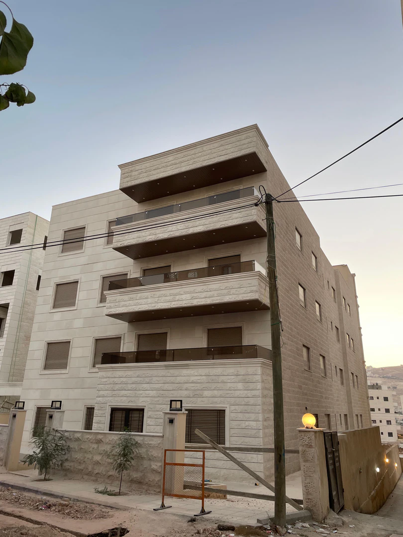 شقة في قرب الراعي مول - 65,000 دأ - صورة 1