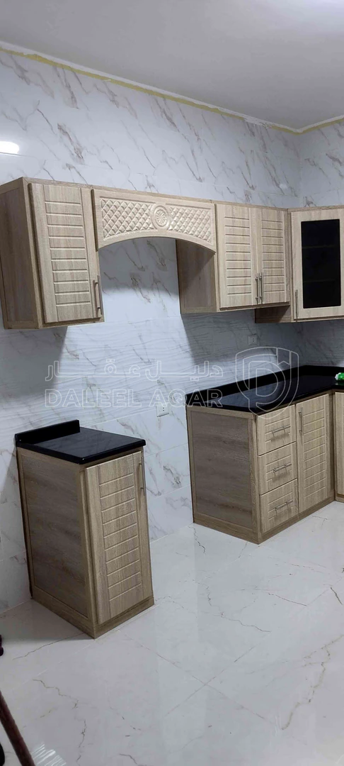 شقة في عمان ضاحيه الامير حسن بجانب مدرسه منابر الاقصى - 48,000 دأ - صورة 1