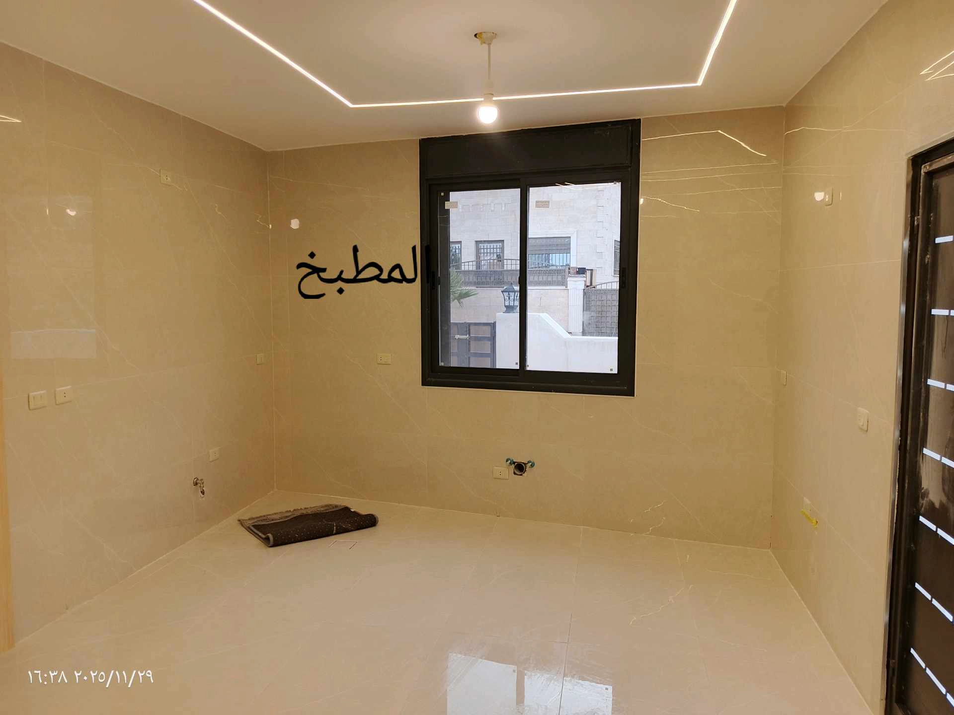 فيلا/منزل في أبو علندا الطبقة الشرقية قريب من شارع الحزام وجسر المستندة  - 82,000 دأ - صورة 1