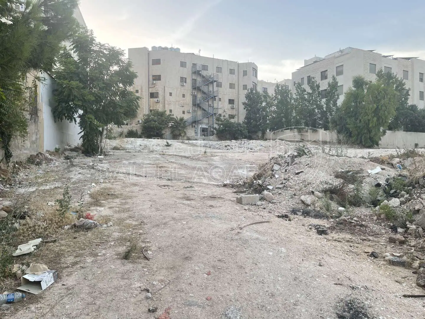 أرض في Abdul Monem Riad st 57 Amman Jordan - 1,750,000 دأ - صورة 1
