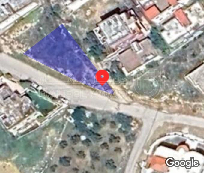 أرض في نمرة سكنية للبيع اسكان التطوير الحضري مطلة وعلى شارعين شرق البركتين وواصل كافة الخدمات - 24,000 دأ - صورة 1