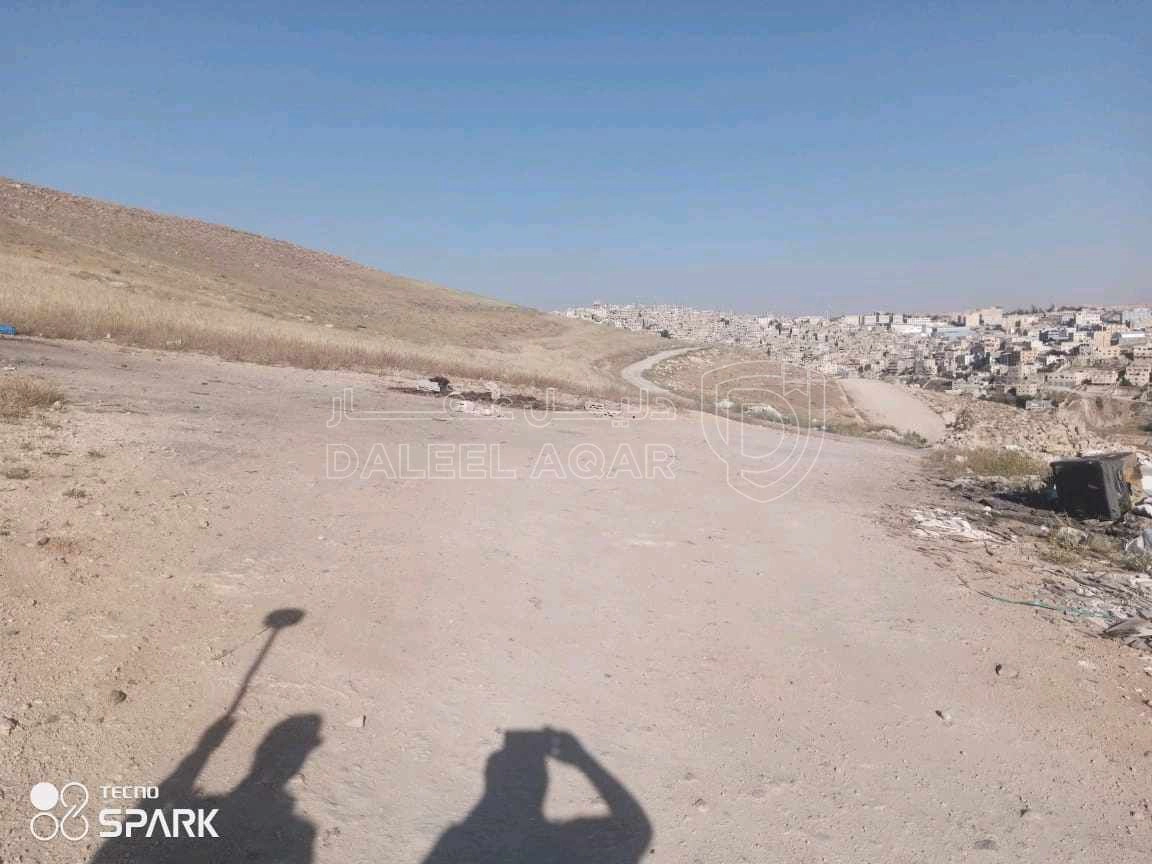 أرض في طبربور إسكان ضباط الجيش - 55,000 دأ - صورة 1