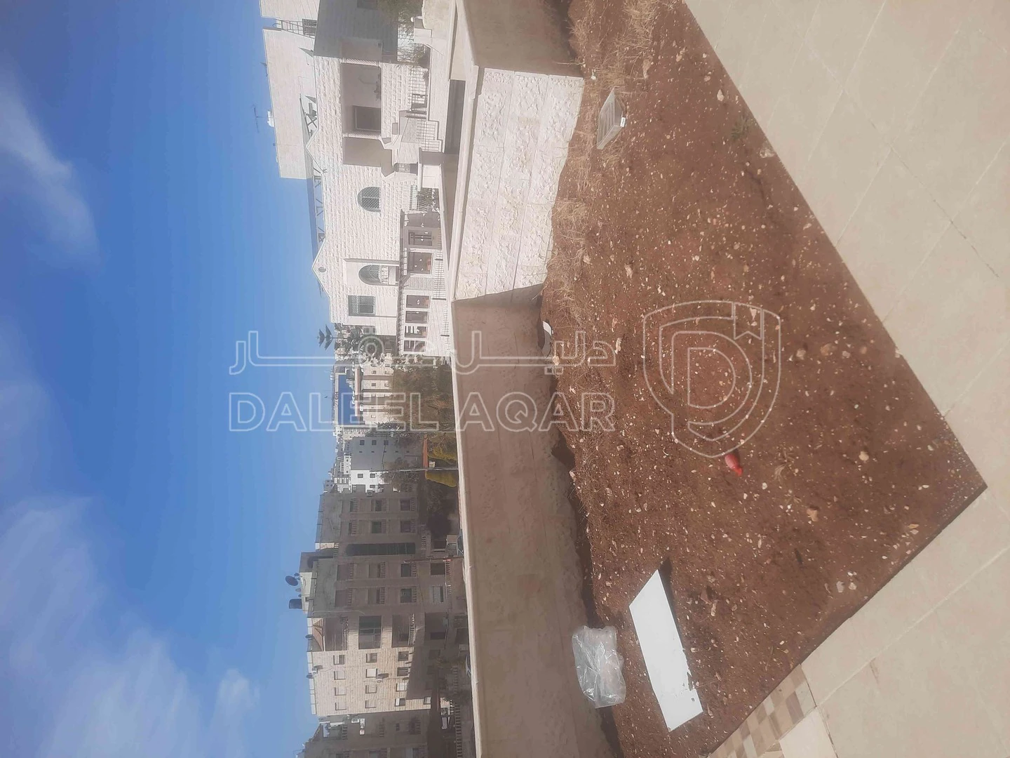 شقة في شقة ارضية مع حدائق للبيع في عرجان - 115,000 دأ - صورة 1