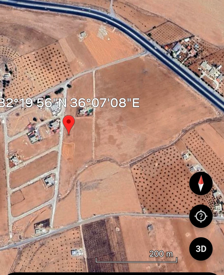 أرض في المفرق - طريق رحاب  - 25,000 دأ - صورة 1