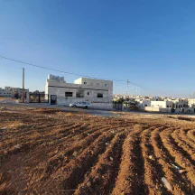 أرض في  العبدلية / قرب مسجد ضرار بن الازور - 40,000 دأ - صورة NaN