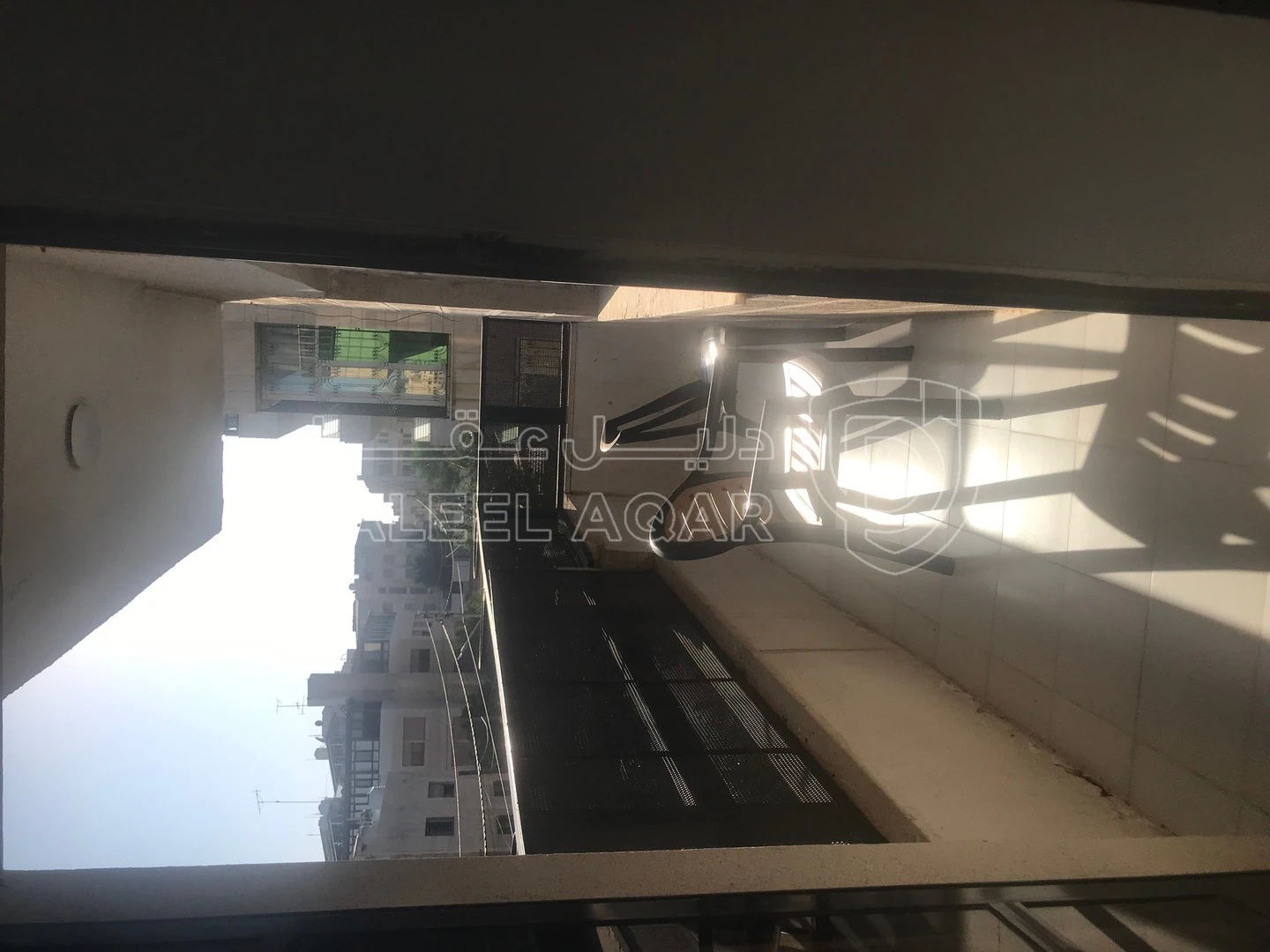 شقة في البنيات قرب جامعة البتراء  - 70,000 دأ - صورة 1