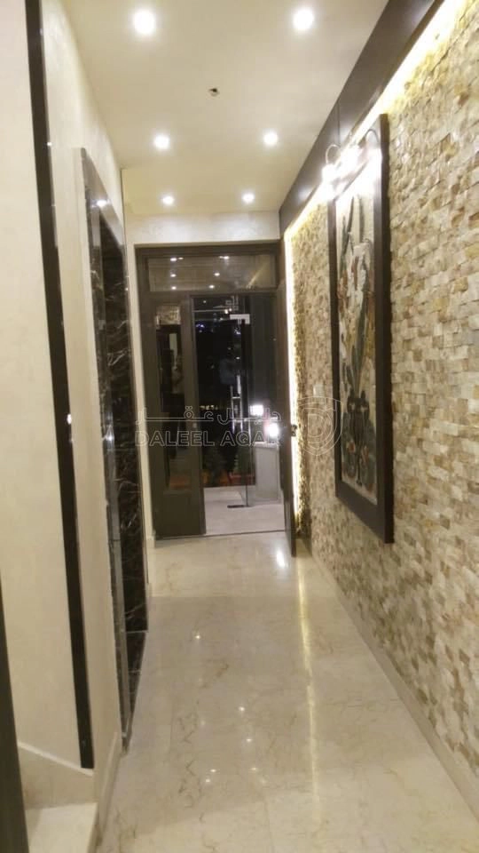 شقة في ديرغبار شارع ال60 - 165,000 دأ - صورة 1