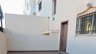 شقة - العاشرة الغربي مقابل مدرسة واحة الفكر الإسلامية  - 36000 دأ