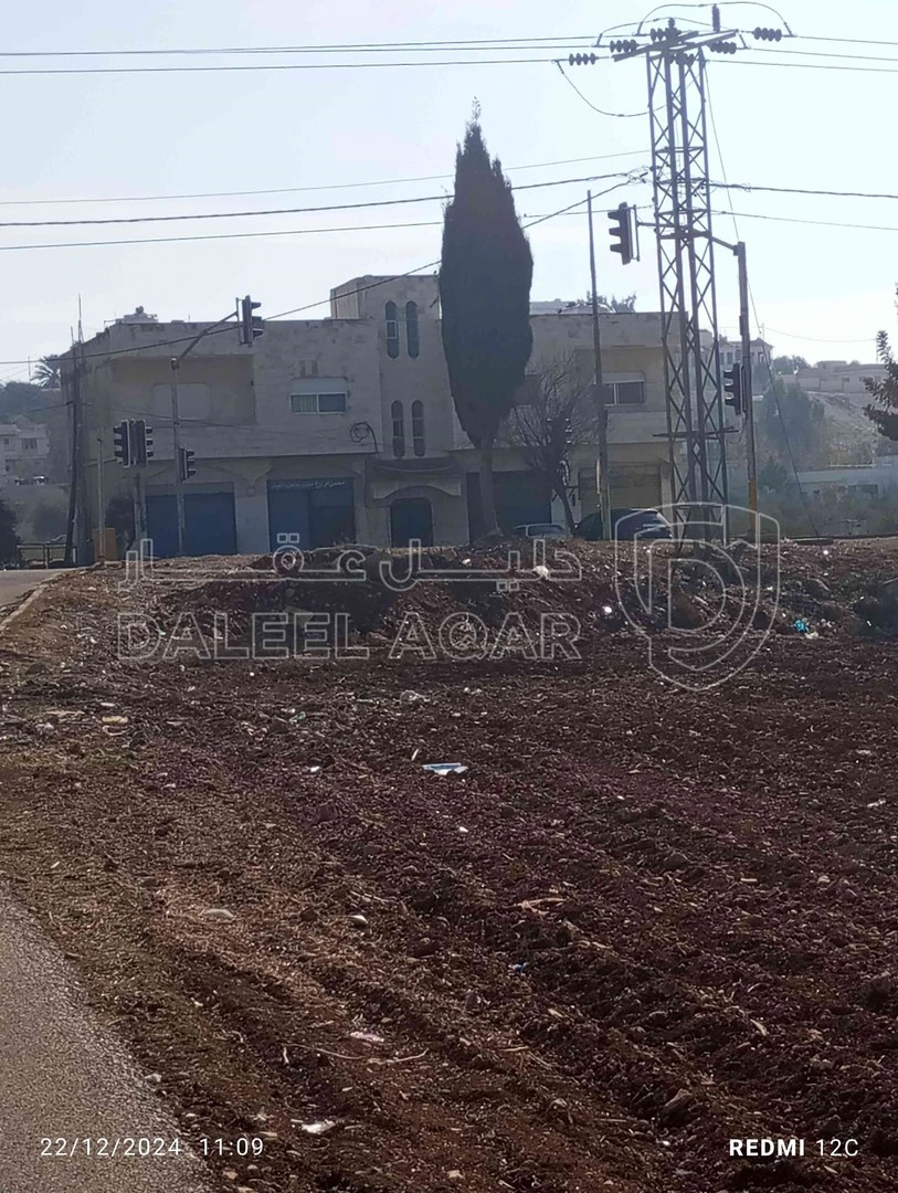 أرض في حسبان الشارع الرئيسي بعد البلديه - 220,000 دأ - صورة 1