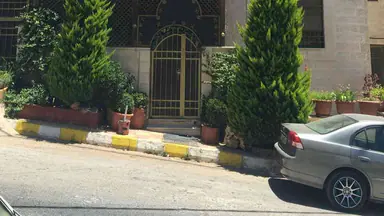 شقة - ابو نصير شارع سعد اليوسف قرب صحارى مول  - 90000 دأ