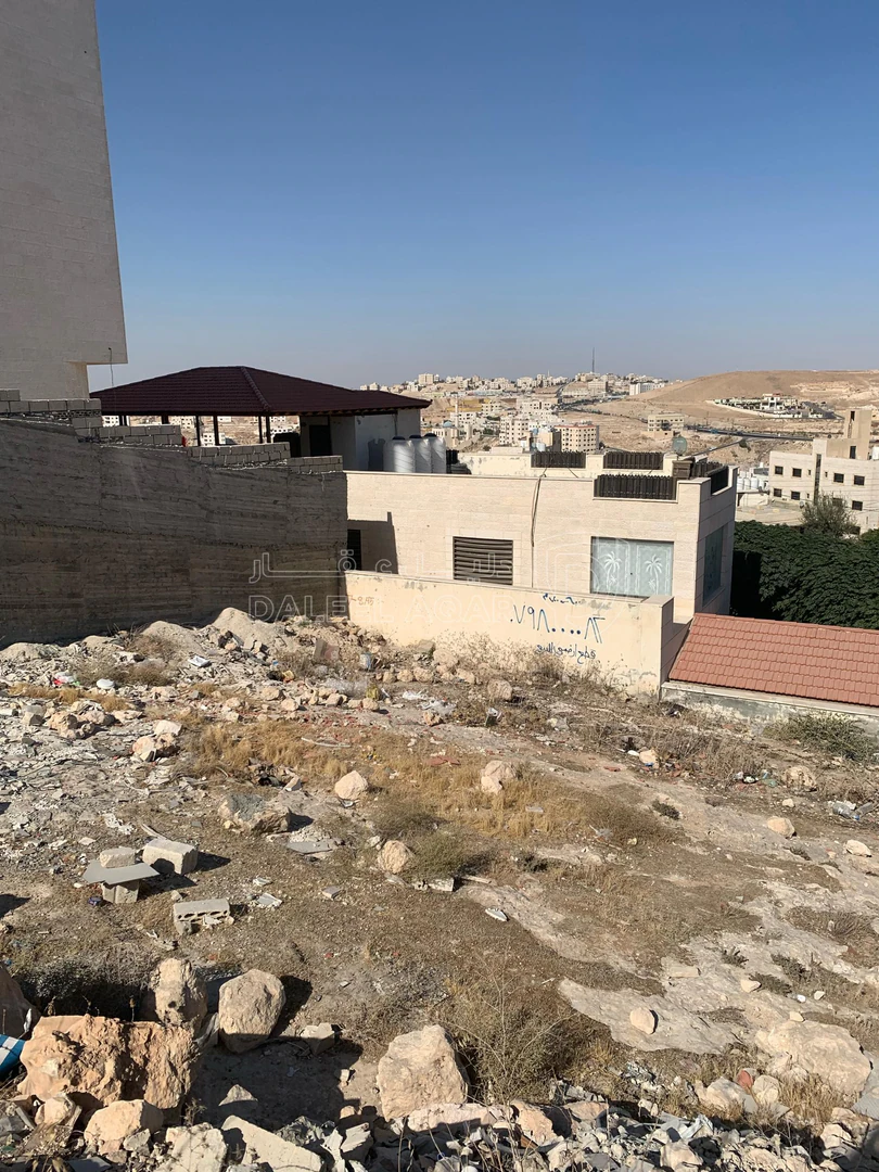أرض في ابو علندا قرب مسجد عثمان مظعون - 65,000 دأ - صورة 1