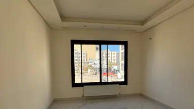 شقة في ام أذينة  - 170,000 دأ - صورة NaN