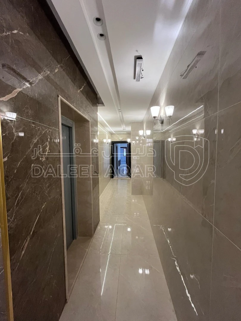 شقة في في ضاحية الياسمين قرب دوار قرقش منطقة راقية  - 75,000 دأ - صورة 1