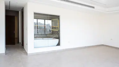 شقة - Yousef Abu Hajleh St - 600000 دأ