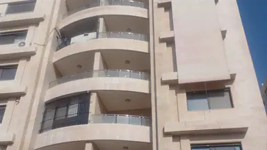 شقة - حي الصحابة - 150000 دأ