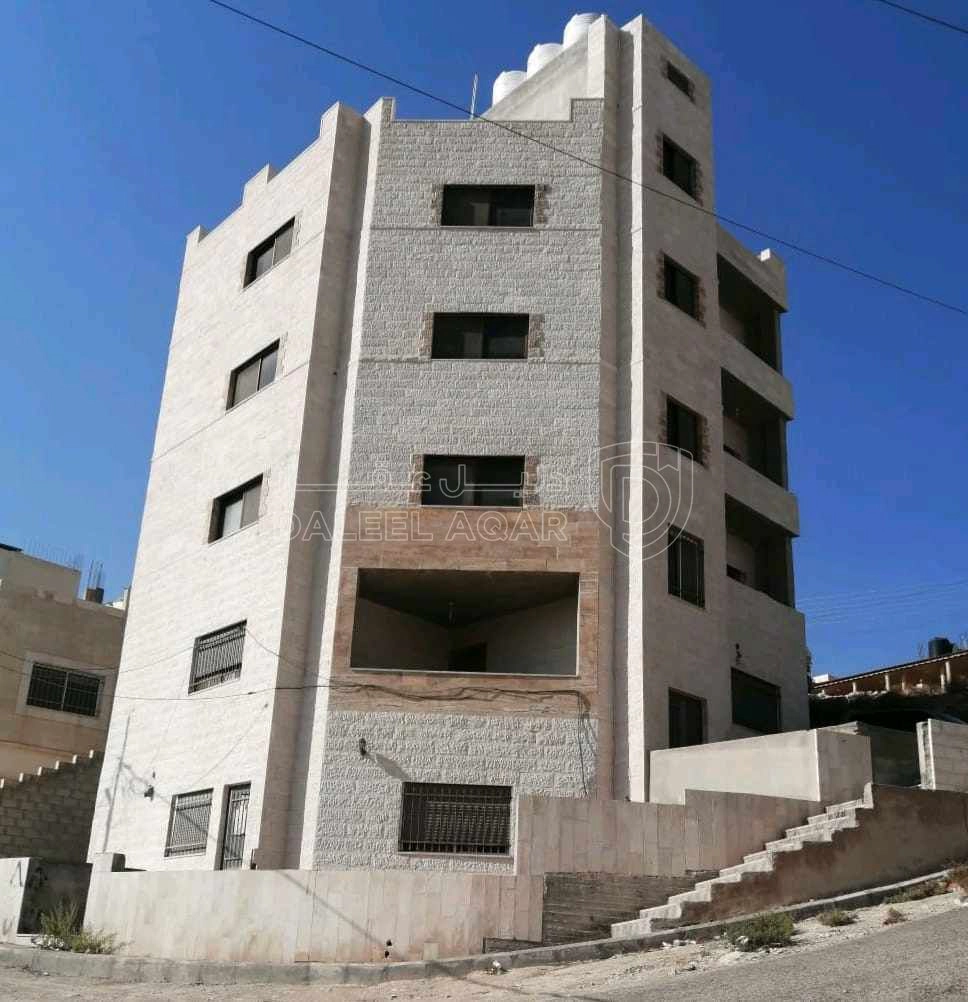 مبنى - الزرقاء ضاحية هيا شمال شرق مدارس و رياض الحكماء - 115000 دأ