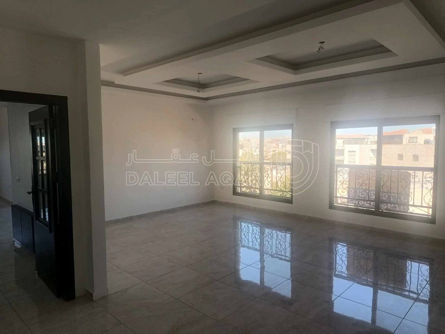 شقة في عمان خلدا بالقرب من مدرسة المعارف - 128,000 دأ - صورة 1
