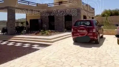 مزرعة/شاليه - مزرعة مع بناء مساحة ١٥٠م  - 180000 دأ