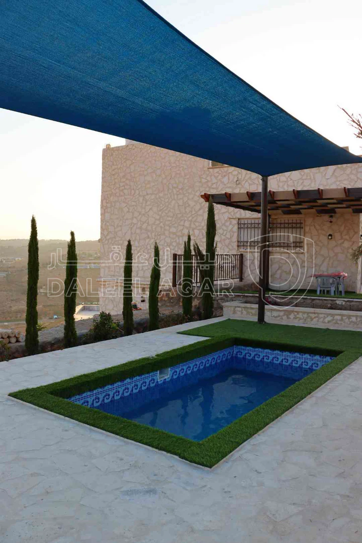 مزرعة/شاليه في مزرعة للبيع في دحل بسعر مغري جدا  - 175,000 دأ - صورة 1