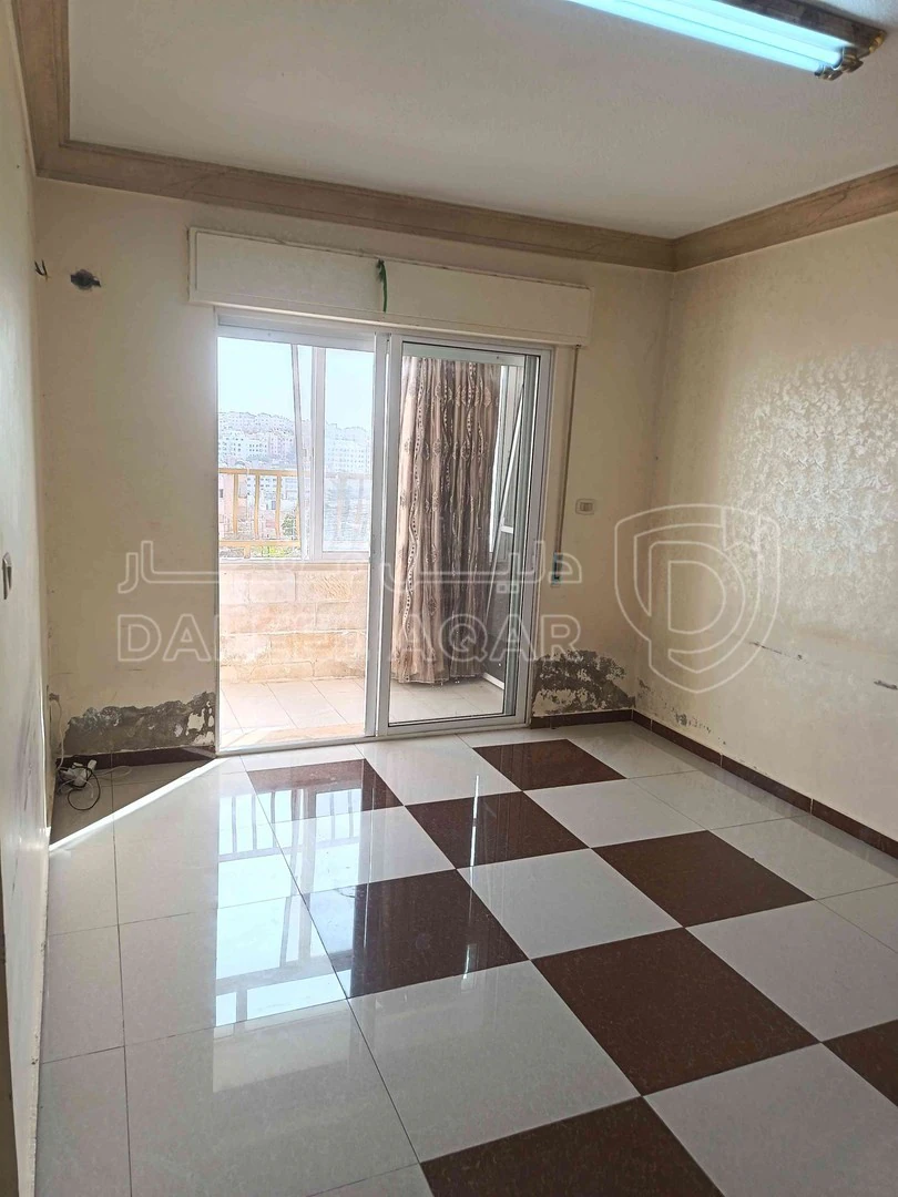 شقة في عمان الجبيهة شارع المشقر عمارة 13 طابق ثاني - 65,000 دأ - صورة 1