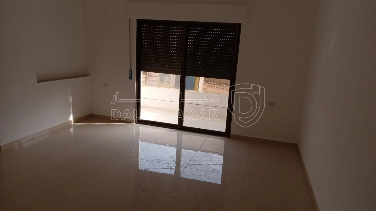 شقة في شقه ارضيه ١٤٥م طبربور خلف مسجد معاذ بن جبل  - 70,000 دأ - صورة 1