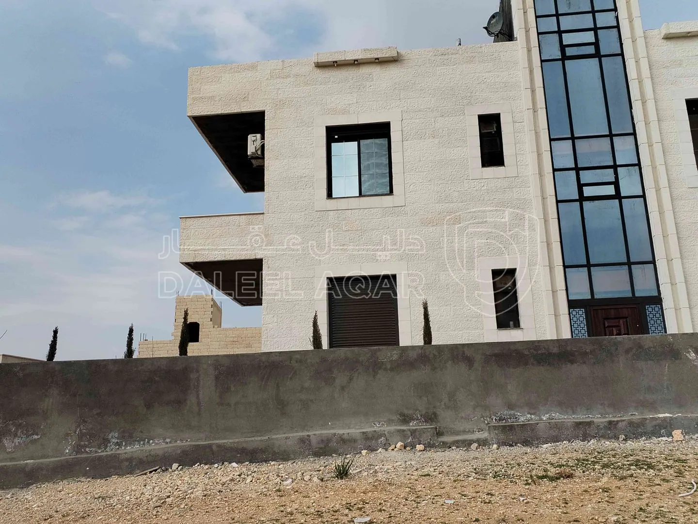 فيلا/منزل في جبل النصر /المغيرات  - 185,000 دأ - صورة 1