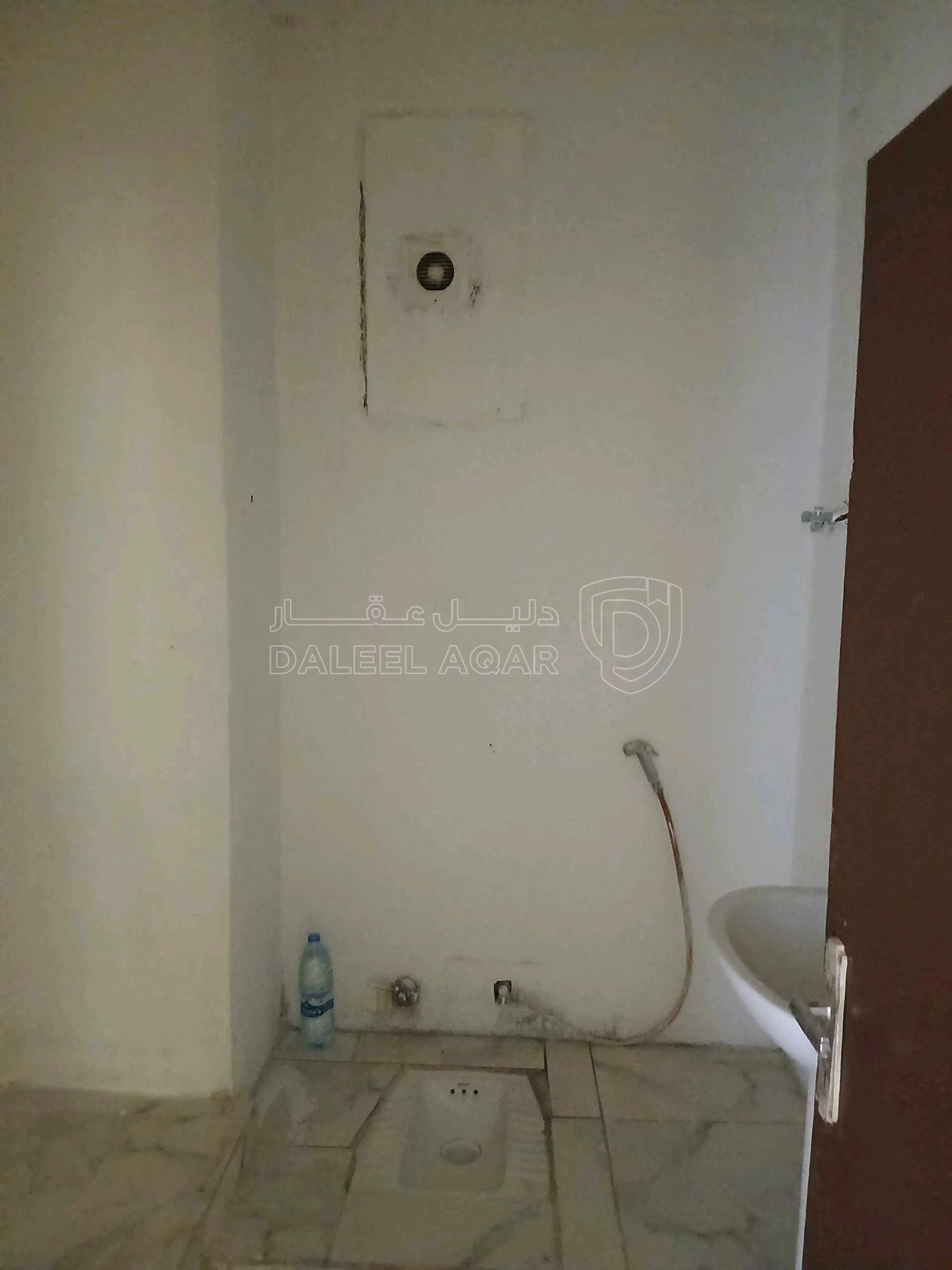 شقة في الذراع الغربي  - 19,000 دأ - صورة 1
