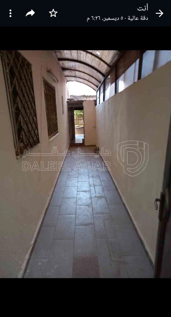 شقة في عمان ضاحيه الاقصى يقري مستشفى الامير حمزه - 40,000 دأ - صورة 1