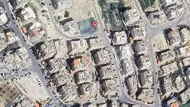 شقة - بالقرب من اسواق السلطان  - 130000 دأ