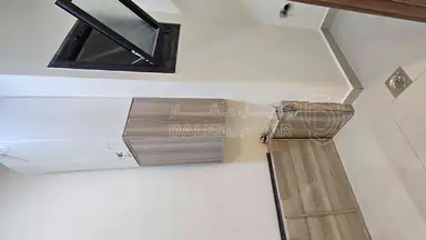 شقة في الجبيهه ام زويتينه دوبلكس درج داخلي اخير مع روف  - 135,000 دأ - صورة NaN