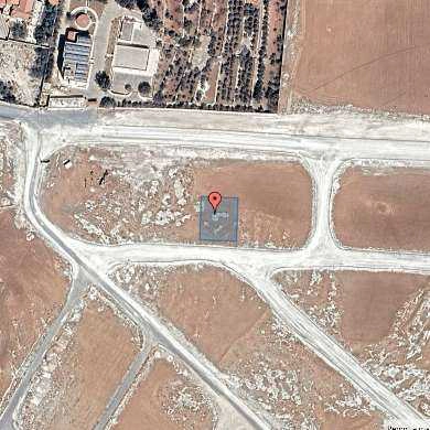 أرض في بالقرب من مدرسة الشويفات ونادي الجواد العربي - 244,800 دأ - صورة 1