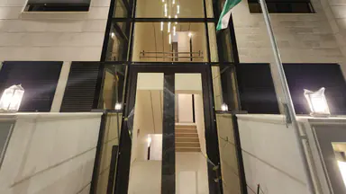 شقة - الجبيهة - 155000 دأ