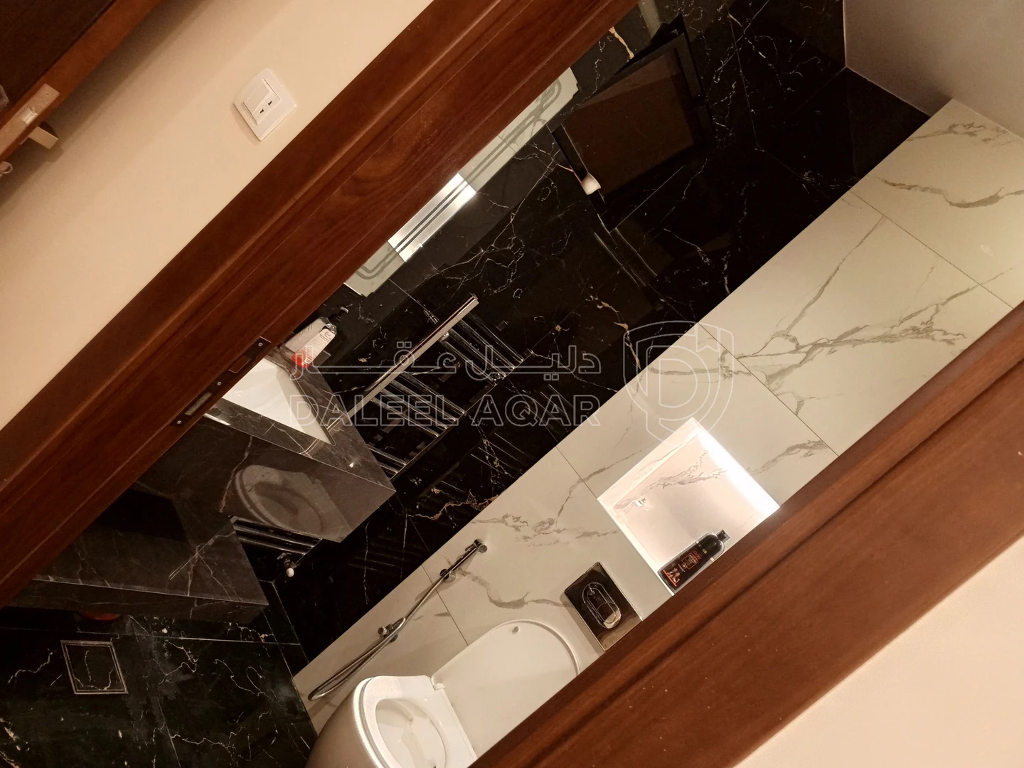 شقة في شارع عساف العساف - 135,000 دأ - صورة 1