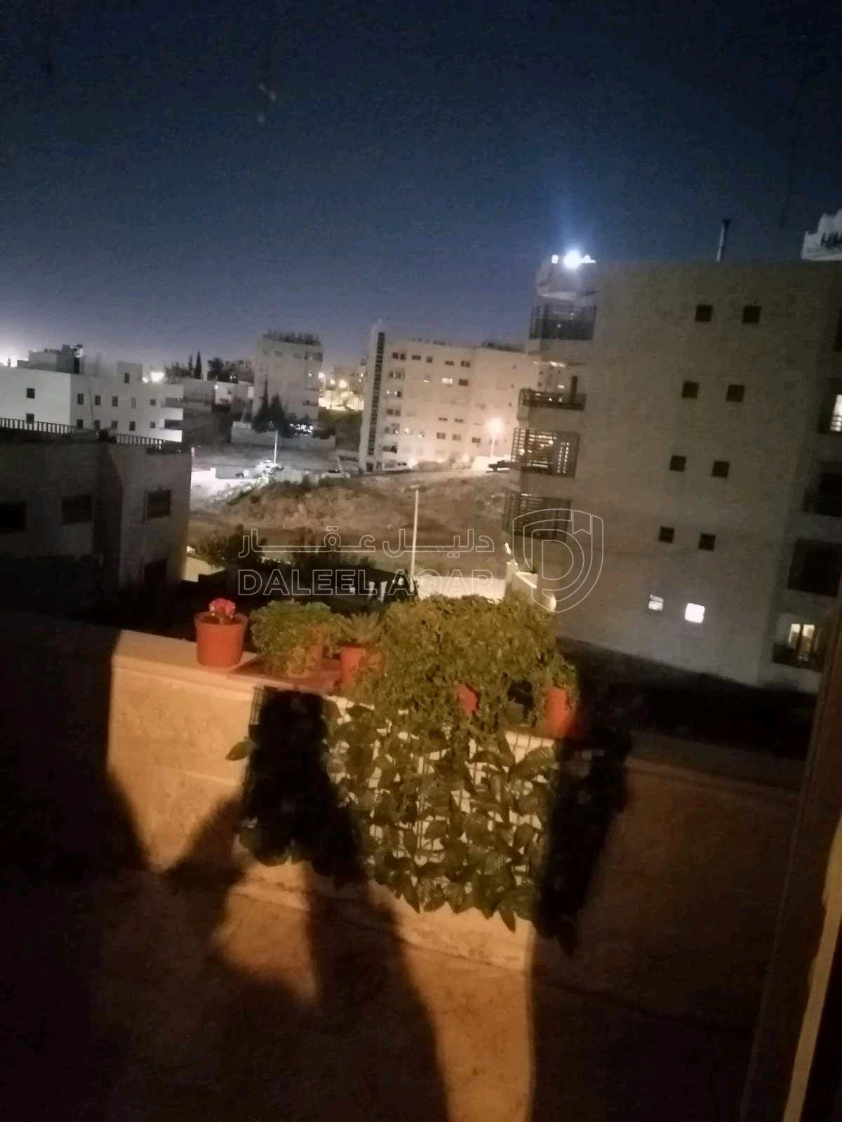 شقة في عمان القويسمة جبل الحديد قرب مدارس قرطبة - 90,000 دأ - صورة 1