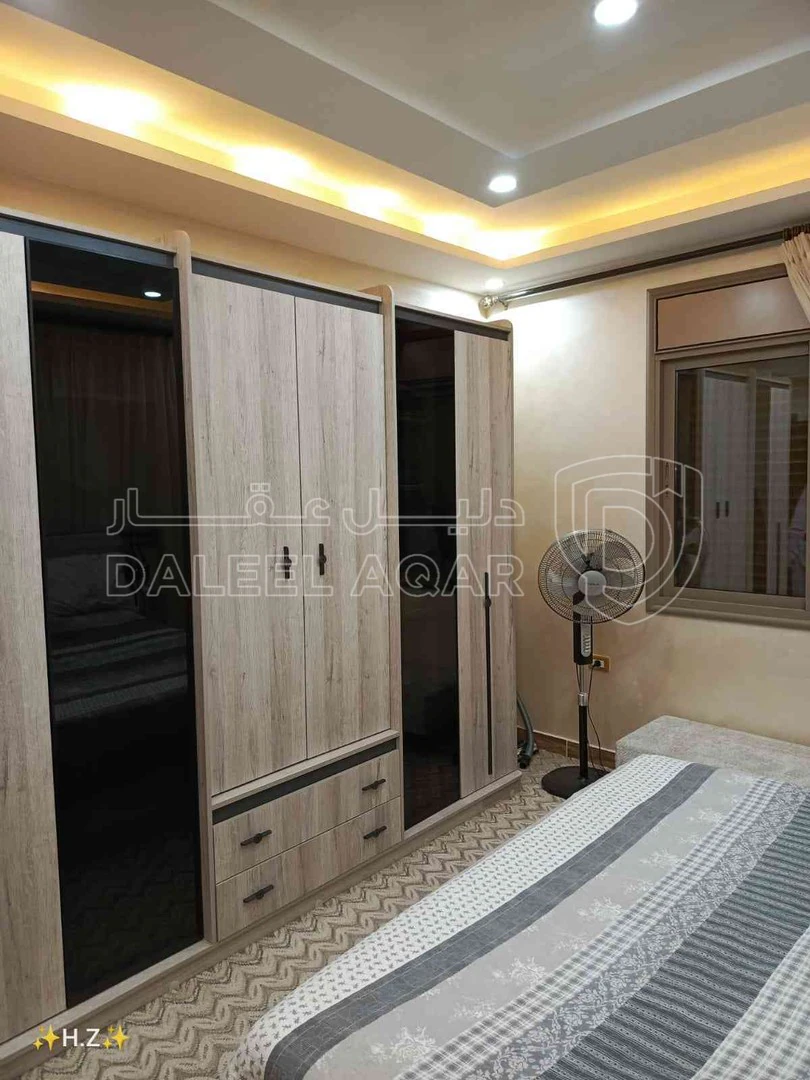 شقة في اربد شارع المعتصم 31 - 55,000 دأ - صورة 1