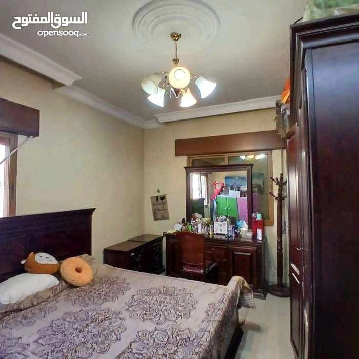 شقة في اربد الحي الشرقي قرب دوار الكساسبة - 37,000 دأ - صورة 1