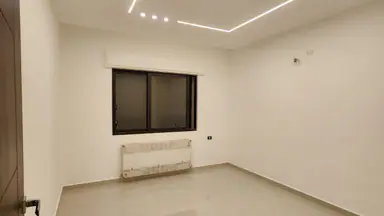 شقة - الجبيهة - 162000 دأ