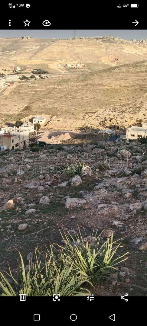 أرض في الزرقاء ابو الزبغان الشرقي  - 12,000 دأ - صورة 1