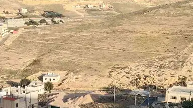 أرض في الزرقاء ابو الزبغان الشرقي  - 12,000 دأ - صورة NaN